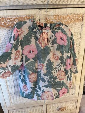 Harve Benard Pink & Green Floral Puff-Sleeve Blouse